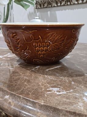 Williams Sonoma Embossed High Quality Stoneware Serving Bowl